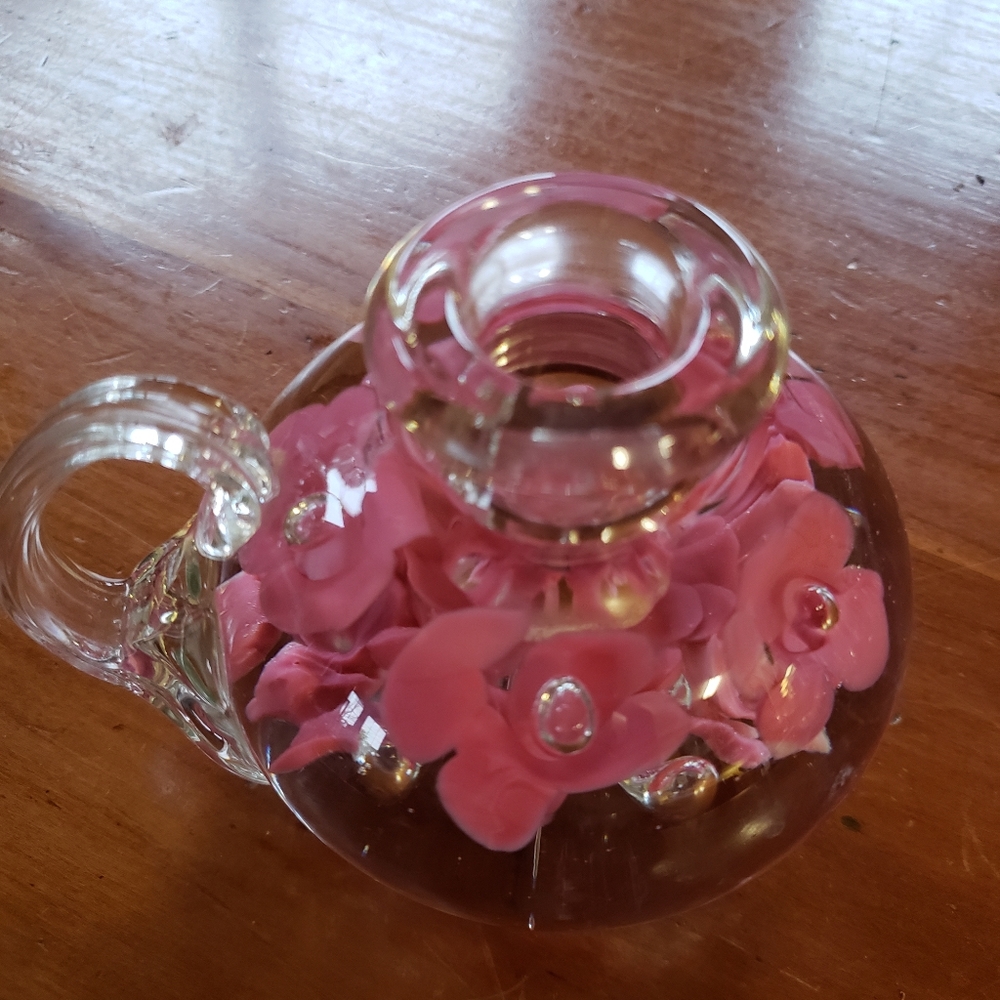 Glass candle holder